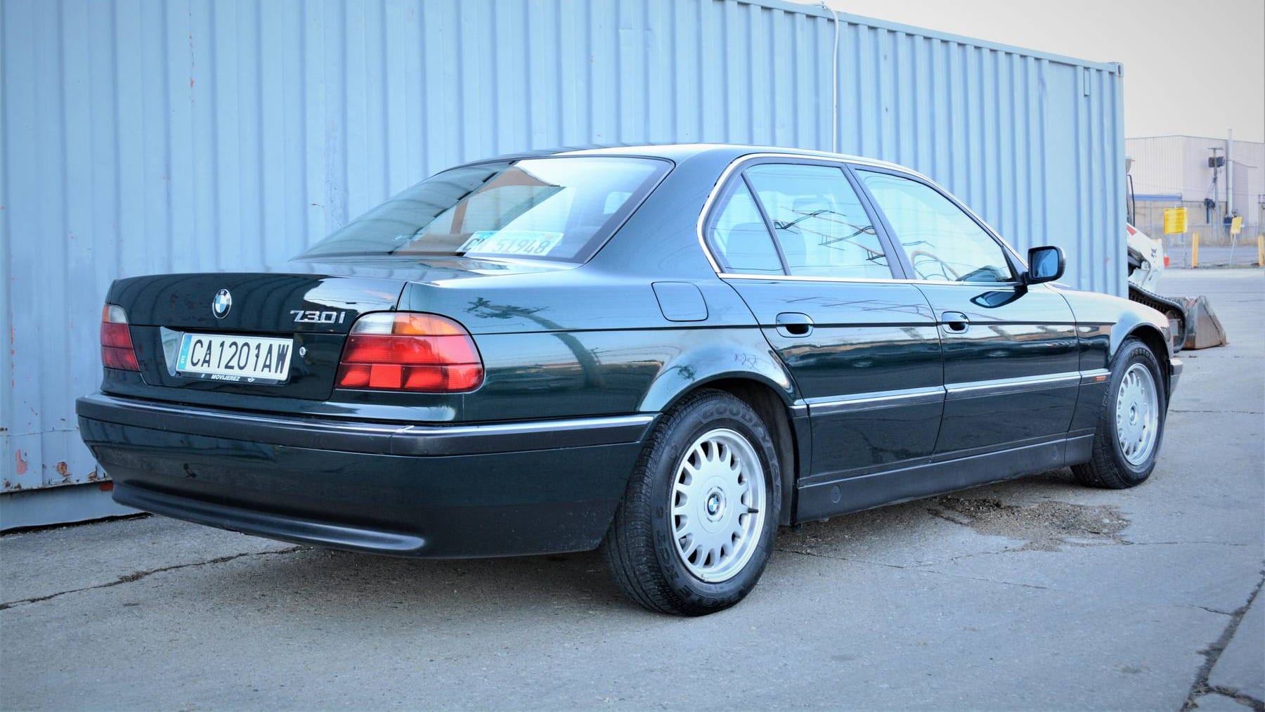This stick-shift '94 BMW 7 Series is an absolute trip - Autoblog